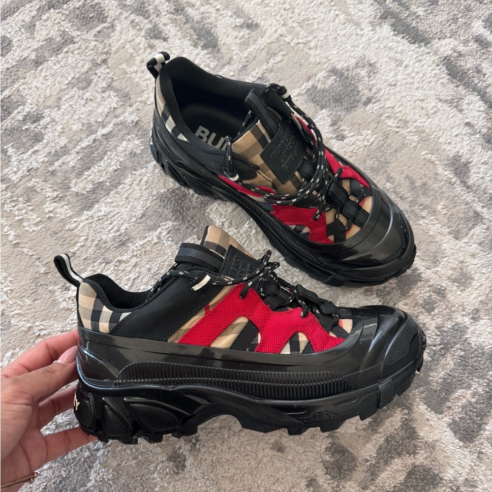 Burberry Arthur Runner Trainers